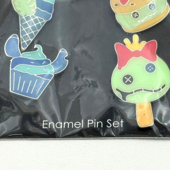 Disney Lilo & Stitch Enamel Pin Set - New in Package - Picture 4 of 5
